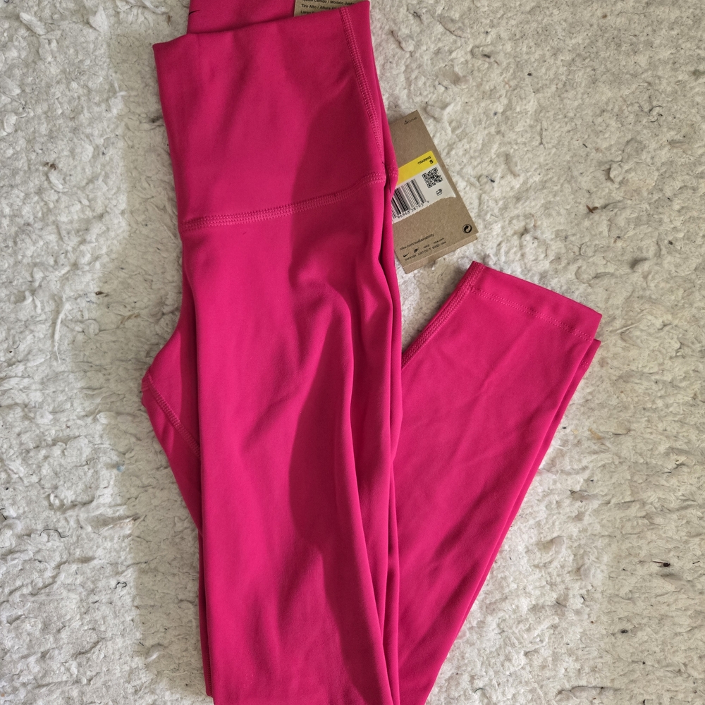 Bright Pink Crop Leggings